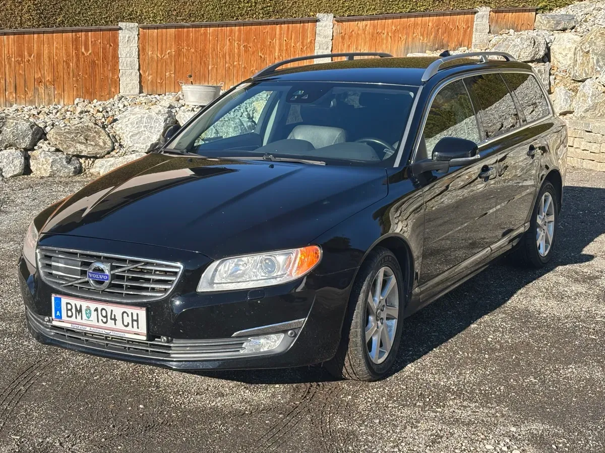 Volvo V70 2014 photo 2