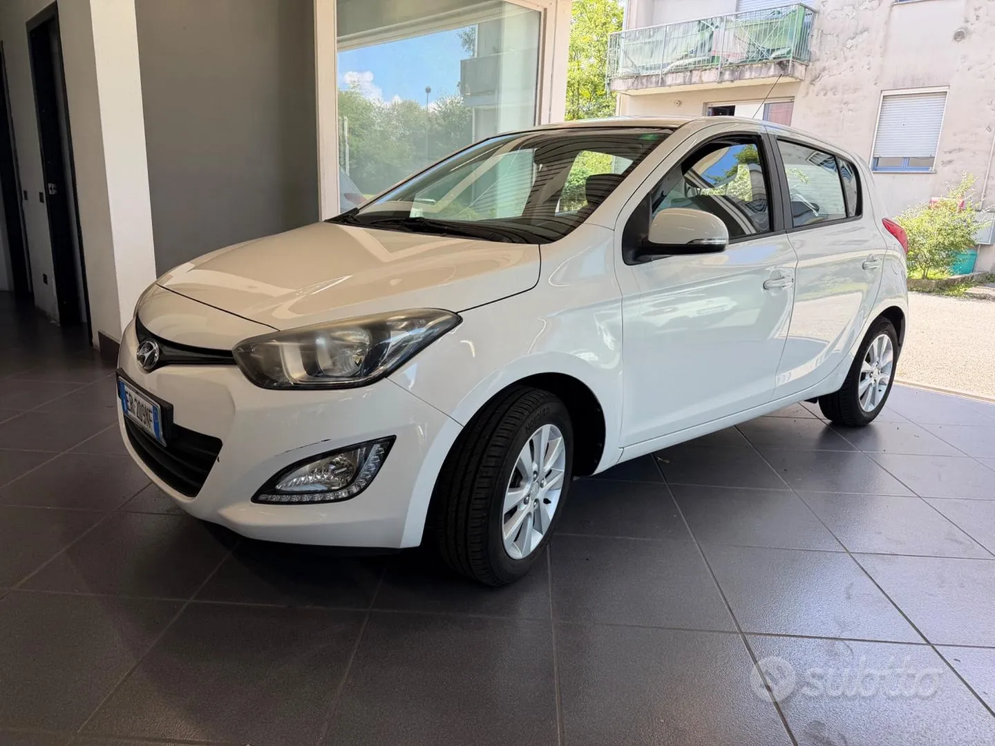 Hyundai I20 2013 photo 2
