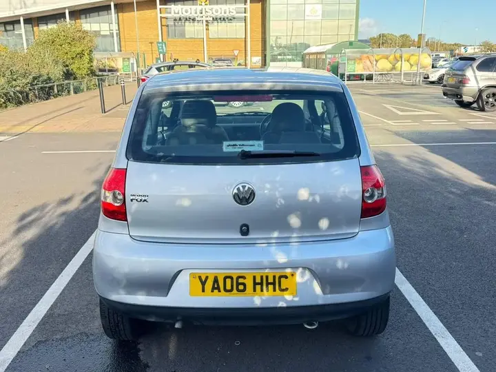 Volkswagen Fox 2006 photo 4
