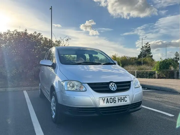 Volkswagen Fox 2006 photo 2