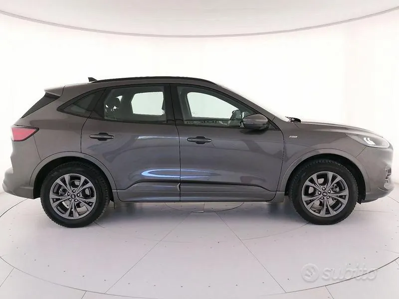Ford Kuga 2022 photo 3