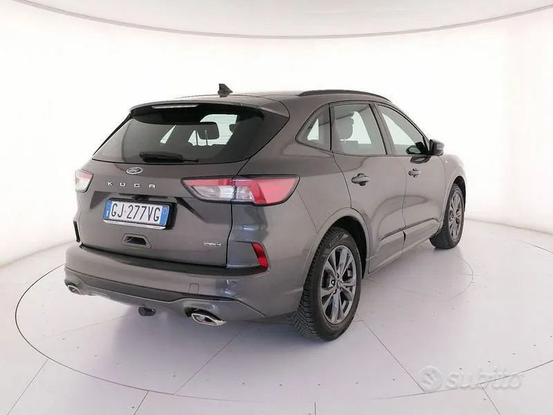 Ford Kuga 2022 photo 2