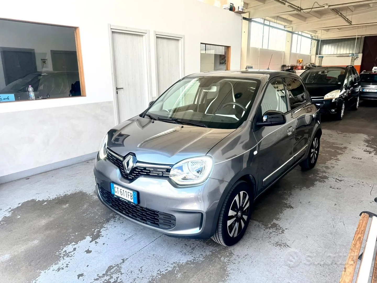 Renault 5 2024 photo 2