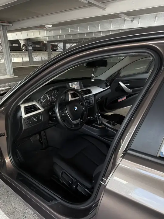 BMW 3 Series 2013 photo 3