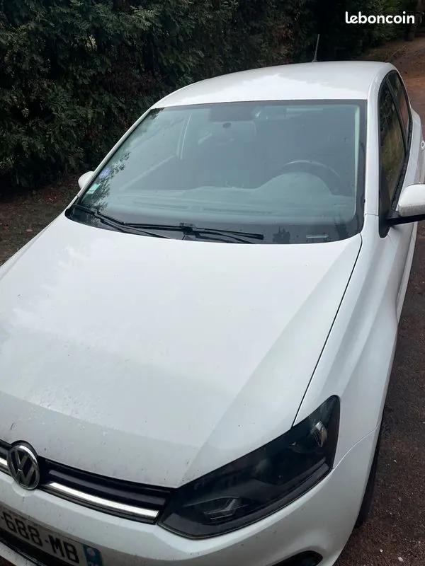 Volkswagen Polo 2017 photo 2