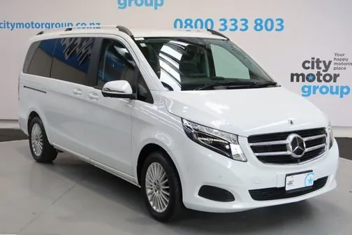Mercedes-Benz V 220 D