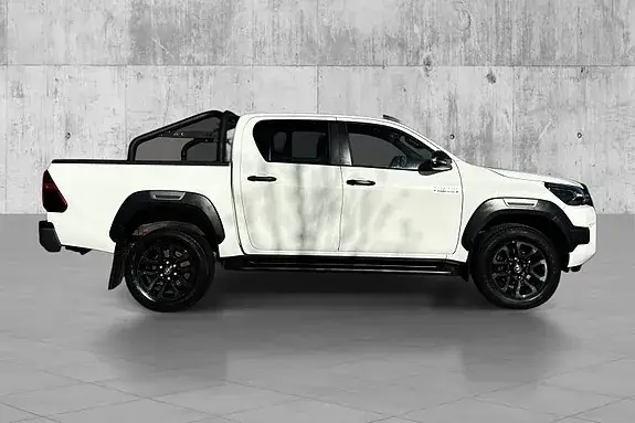 Toyota Hilux 2022 photo 3