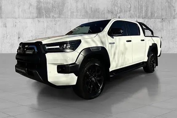 Toyota Hilux 2022 photo 2
