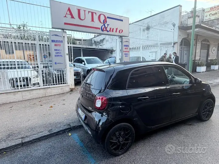 Smart Forfour 2018 photo 2