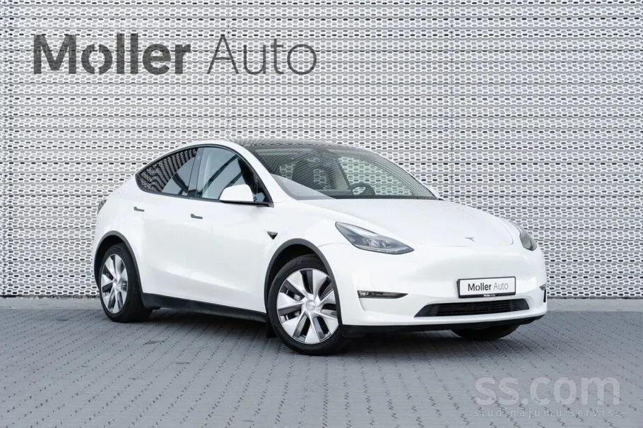Tesla Model Y 2023 photo 2