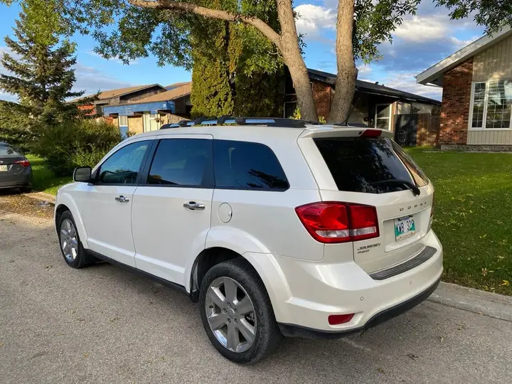 Dodge Journey 2013 photo 4