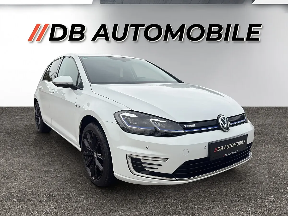 Volkswagen Golf 2021 photo 3
