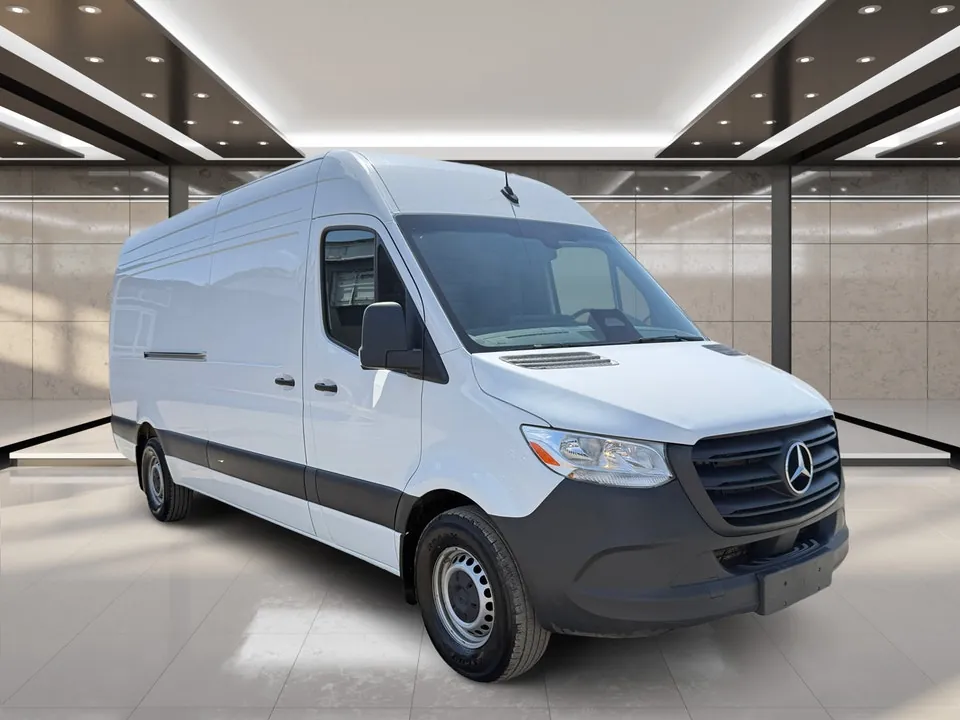 Mercedes-Benz Sprinter 2025 photo 2