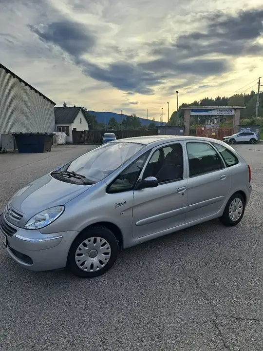 Citroen Xsara Picasso 2009 photo 2