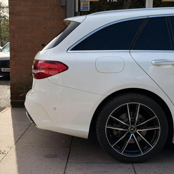 Mercedes-Benz C-Class 2017 photo 5