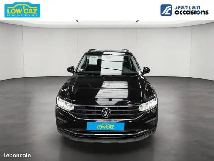 Volkswagen Tiguan 2022 photo 2