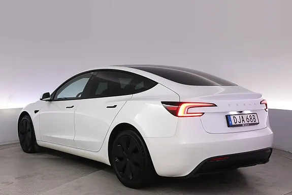 Tesla Model 3 2024 photo 4