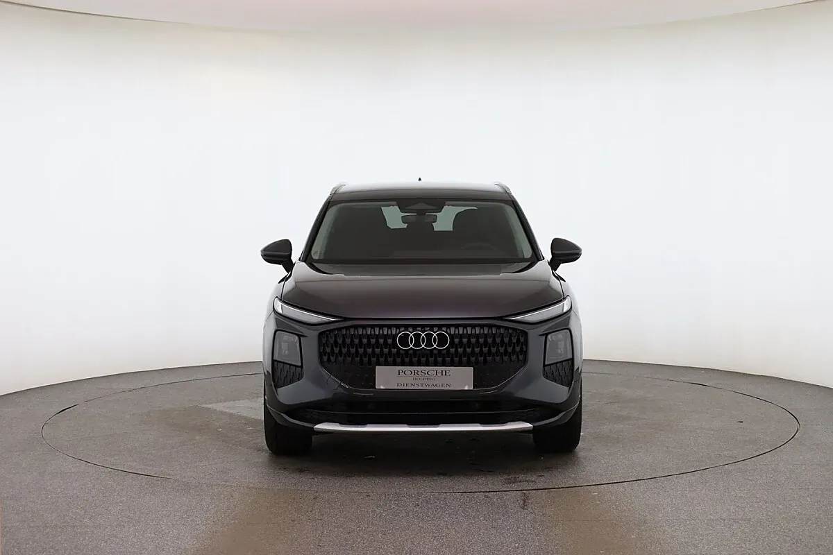 Audi Q3 2026 photo 2