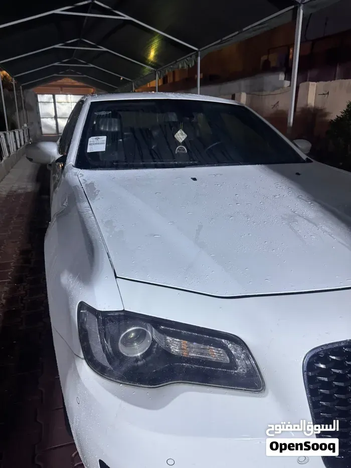 Chrysler 300 2018 photo 3