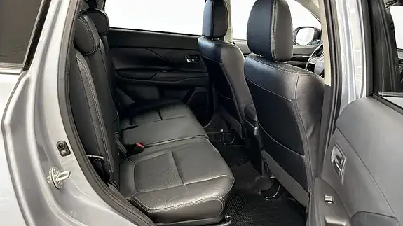 Mitsubishi Outlander 2017 photo 5