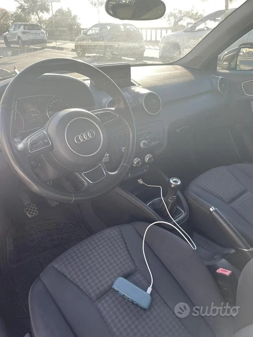 Audi A1 2012 photo 5