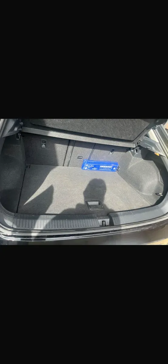 Volkswagen T-Roc 2018 photo 2