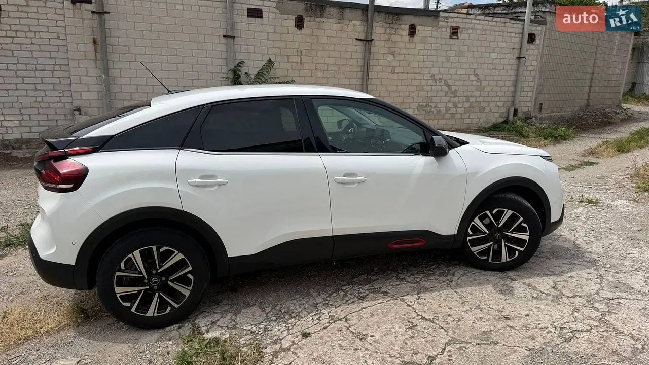 Citroen C4 2021 photo 2