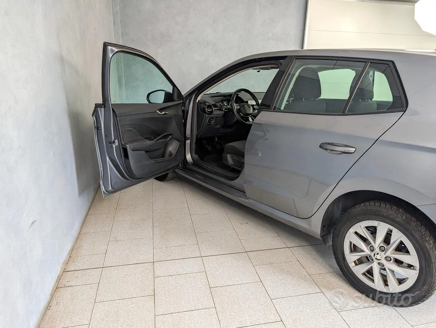 Skoda Fabia 2023 photo 4