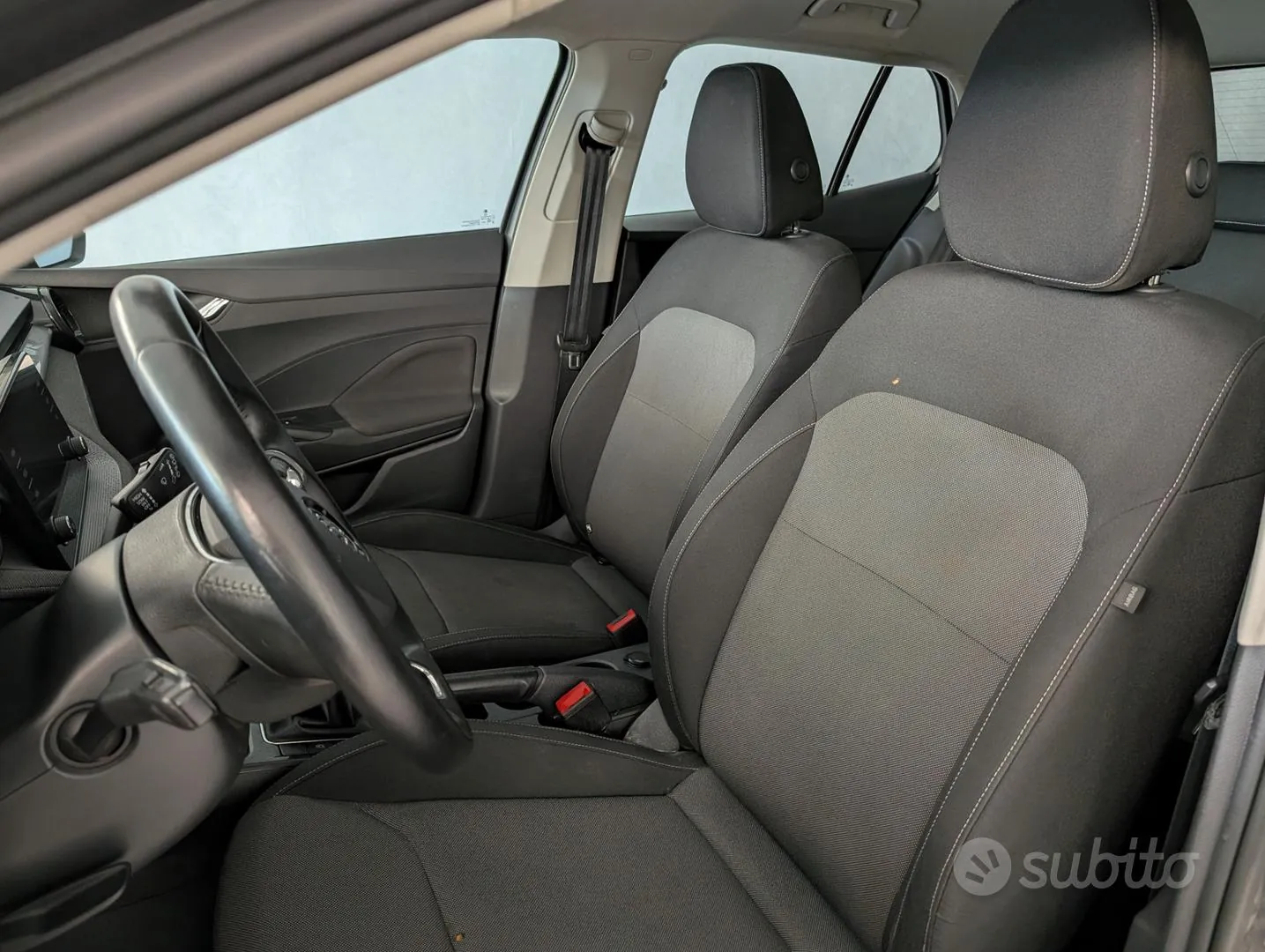 Skoda Fabia 2023 photo 5