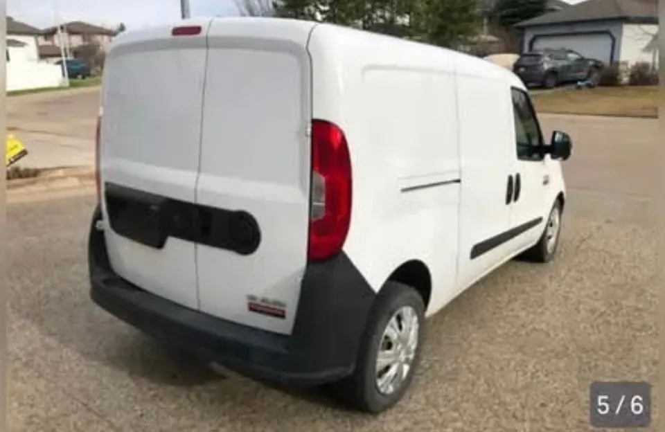 Nissan Nv200 2015 photo 4