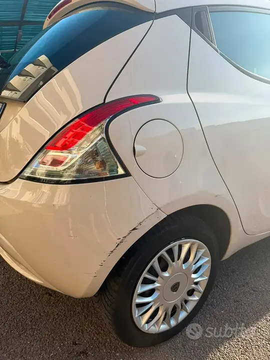 Lancia Ypsilon 2017 photo 3
