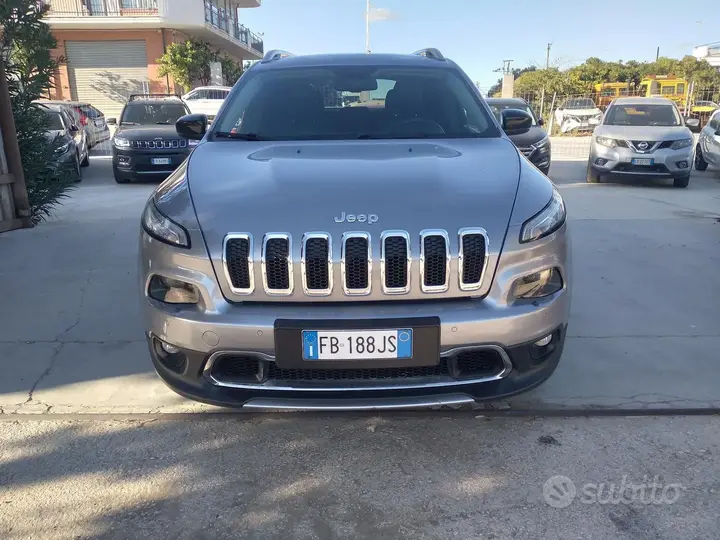 Jeep Cherokee 2015 photo 2