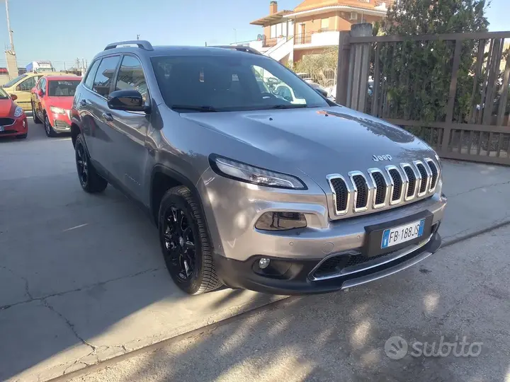 Jeep Cherokee 2015 photo 3