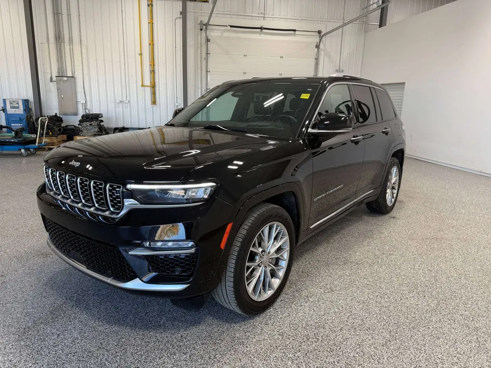 Jeep Grand Cherokee 2023 photo 3