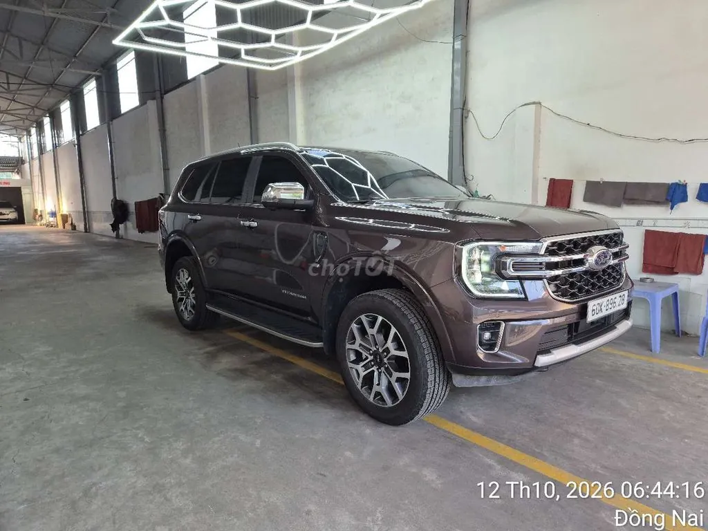 Ford Everest 2025 photo 2