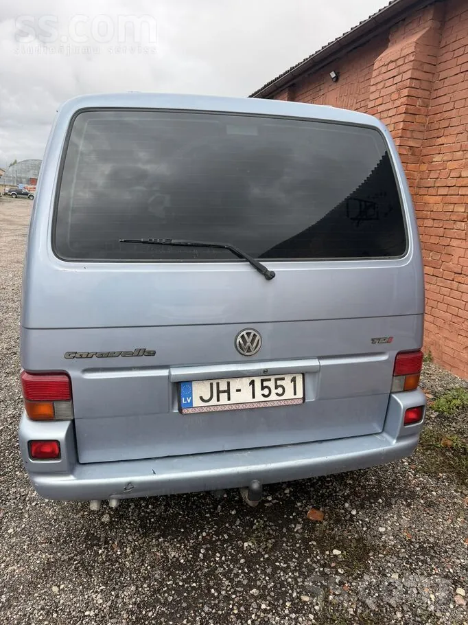 Volkswagen Caravelle 2001 photo 3