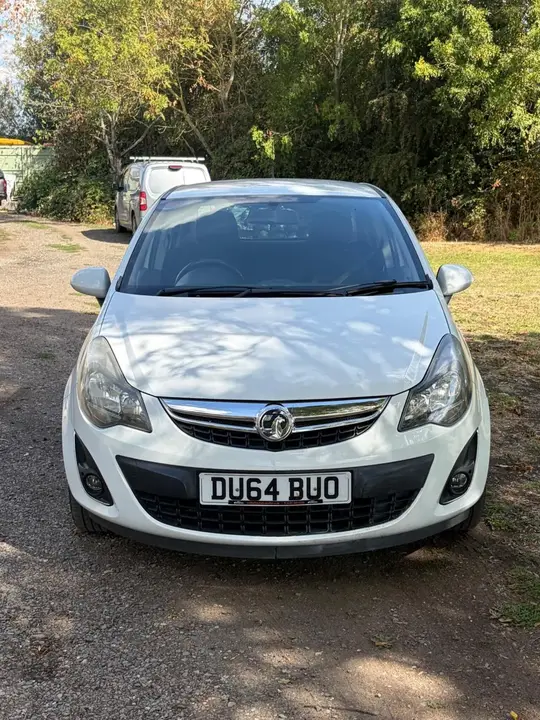 Vauxhall Corsa 2014 photo 2