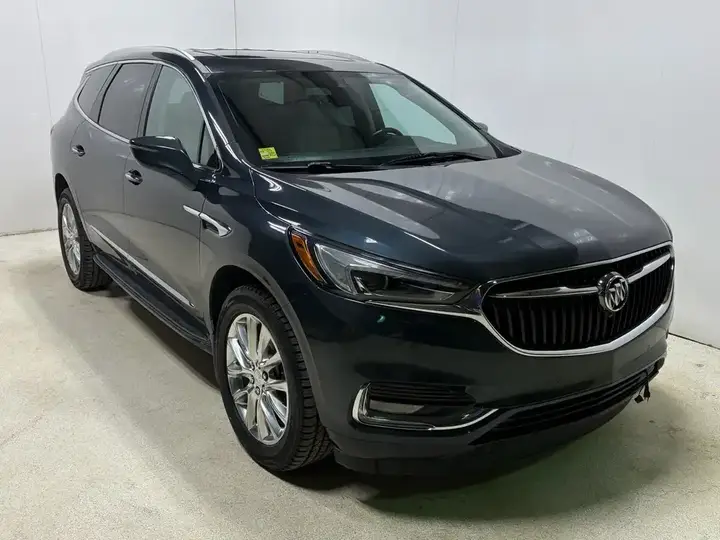 Buick Enclave 2021 photo 2