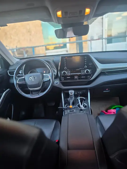 Toyota Highlander 2022 photo 5