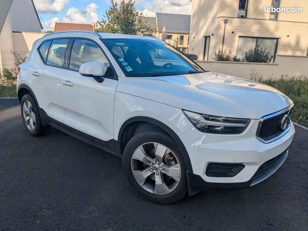 Volvo Xc40 2021 photo 2