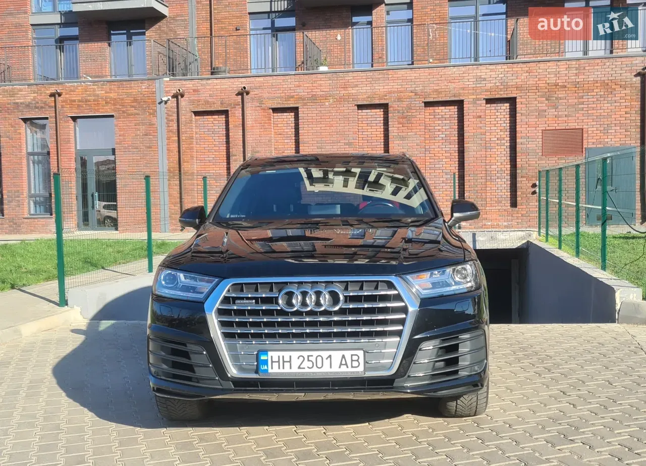Audi Q7 2016 photo 2
