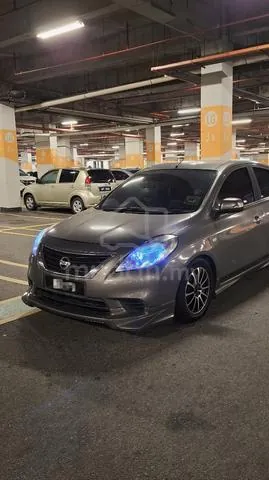 Nissan Almera