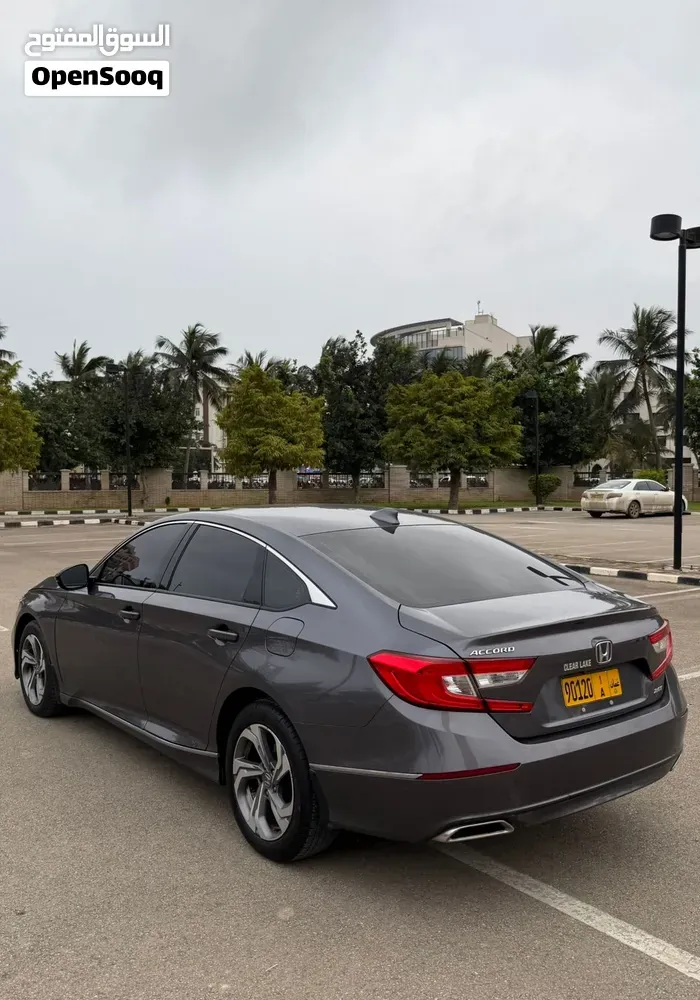 Honda Accord 2019 photo 4