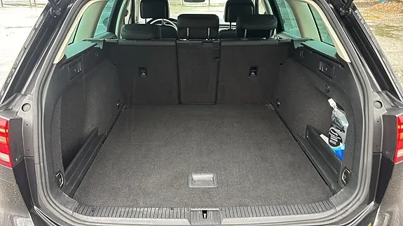Volkswagen Passat 2019 photo 5