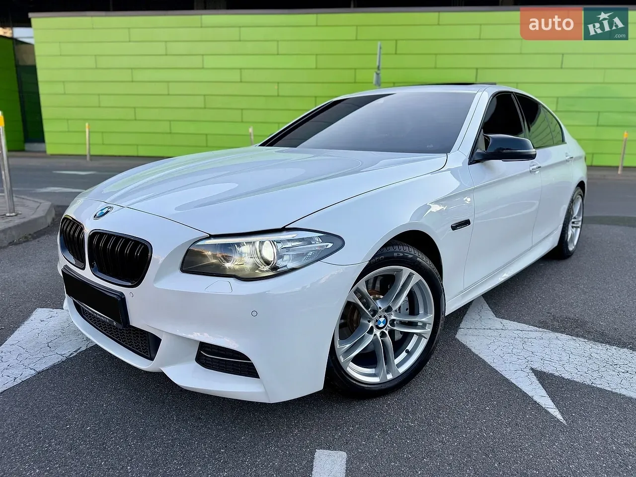 BMW 5 Series 2014 photo 4