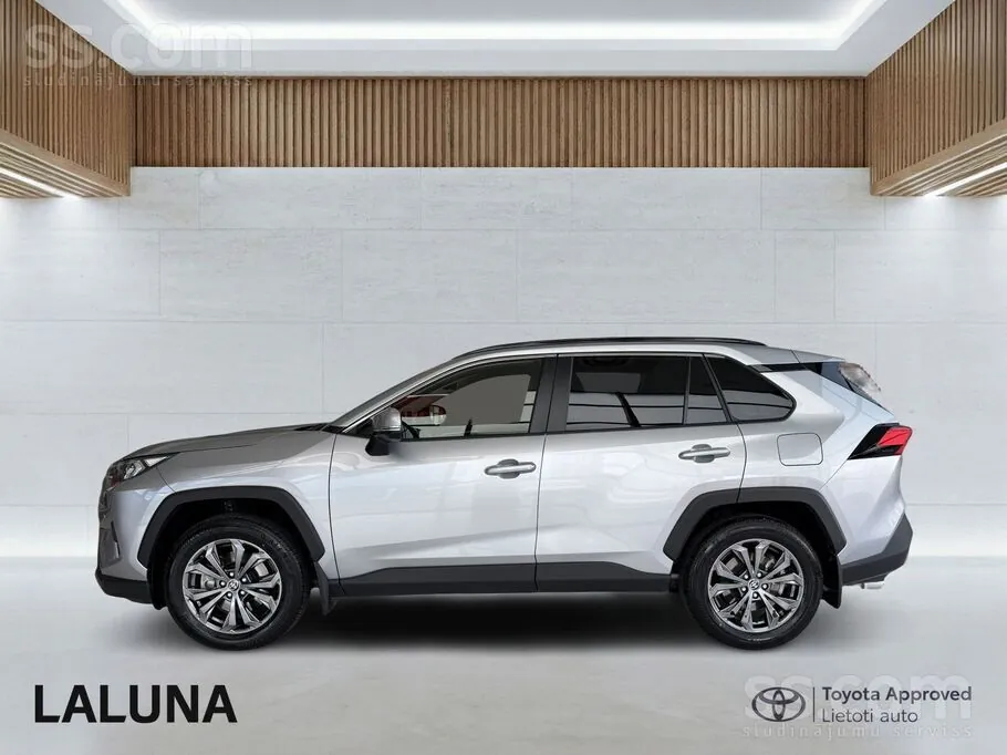 Toyota Rav4 2025 photo 3