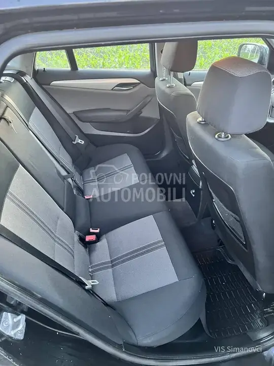 BMW X1 2012 photo 4