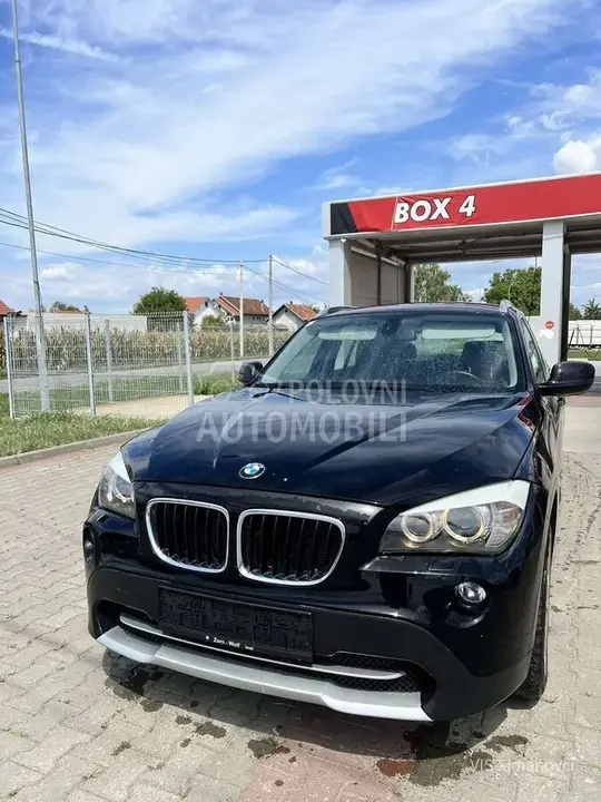 BMW X1 2012 photo 3