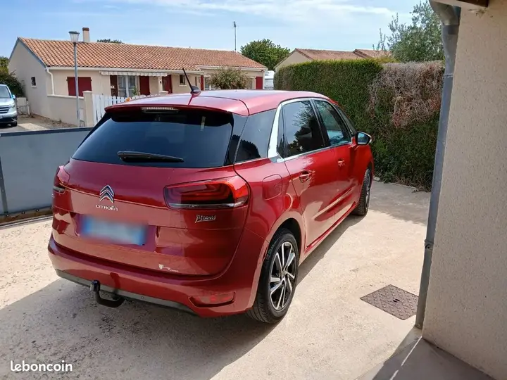 Citroen C4 Picasso 2018 photo 2