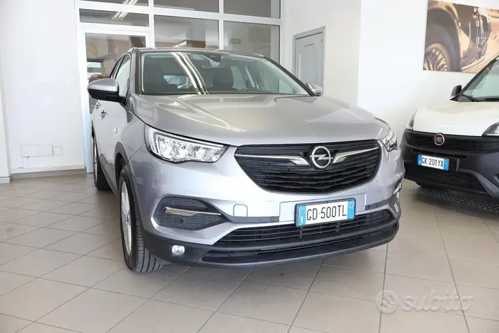 Opel Grandland X 2020 photo 2